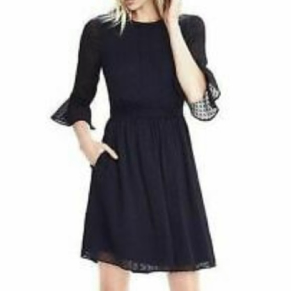 Banana Republic 3/4 bell sleeve textured dress